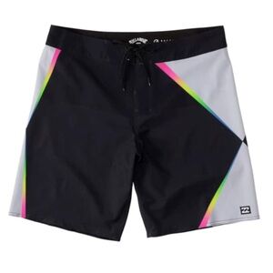 Brand New With Tags Men’s Billabong Prism Airlite Boardshorts Waist 36